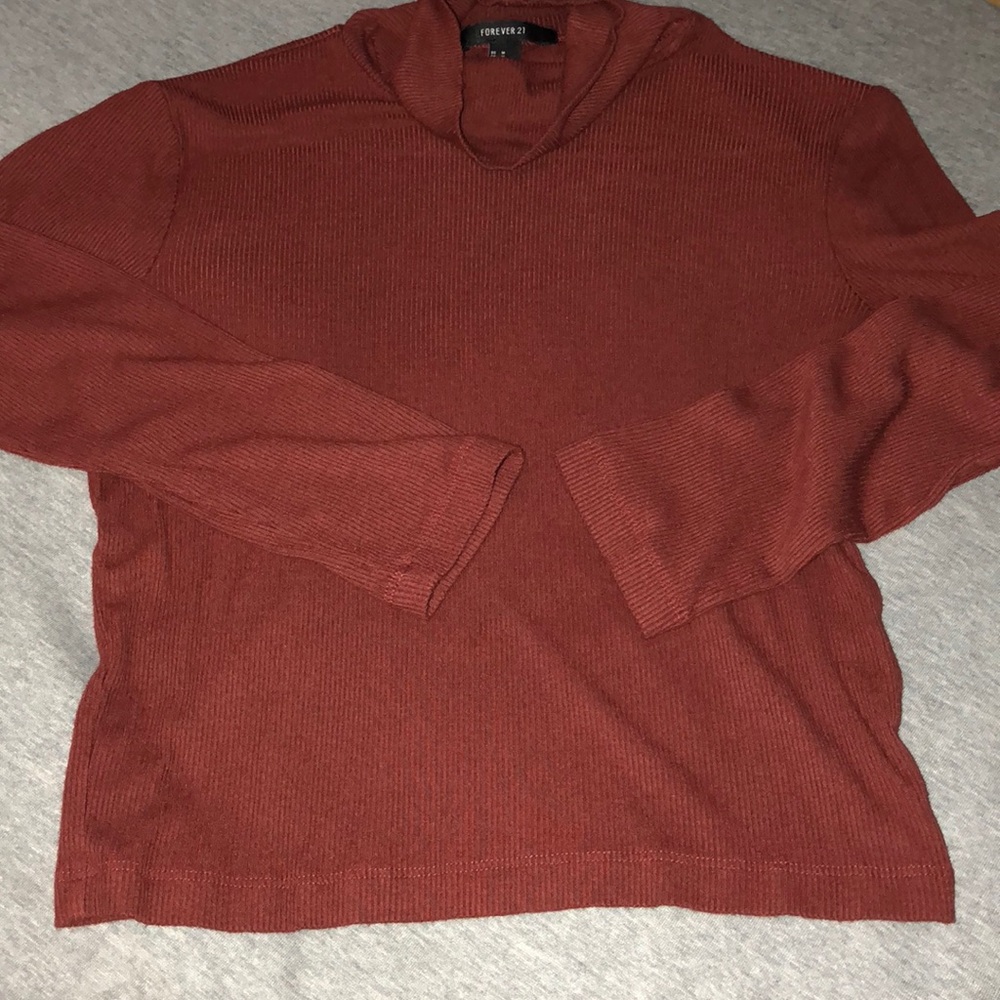 Ribbed turtle neck crop top